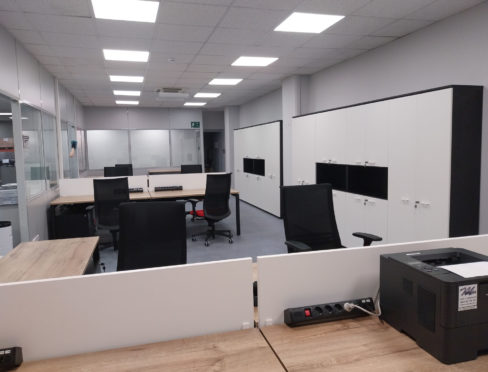 mobiliario de oficina Vitoria-Gasteiz Dimensión