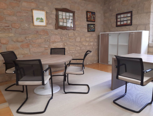 mobiliario de oficina Vitoria-Gasteiz Dimensión